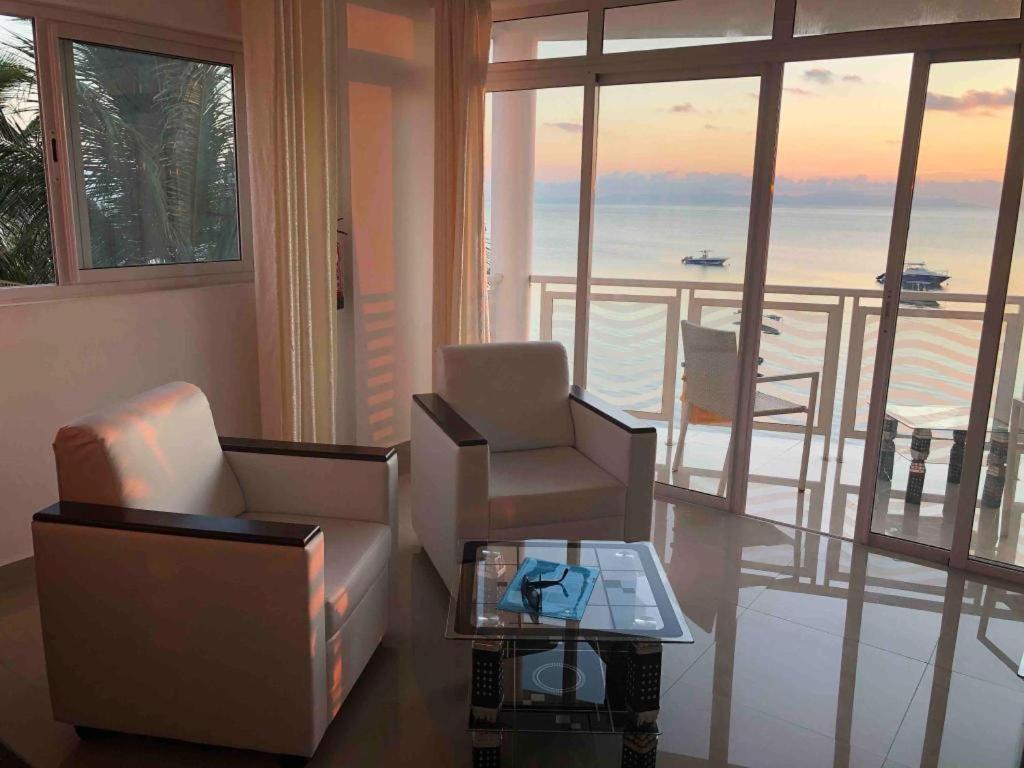 Diamond Plaza Ξενοδοχείο Grand Anse  Εξωτερικό φωτογραφία